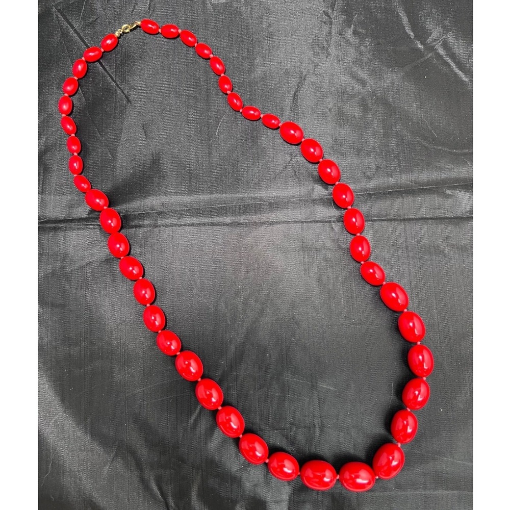 Vtg‎ 30" Crown Trifari Cherry Red Bead Knotted Necklace Long Strand Mod Bold